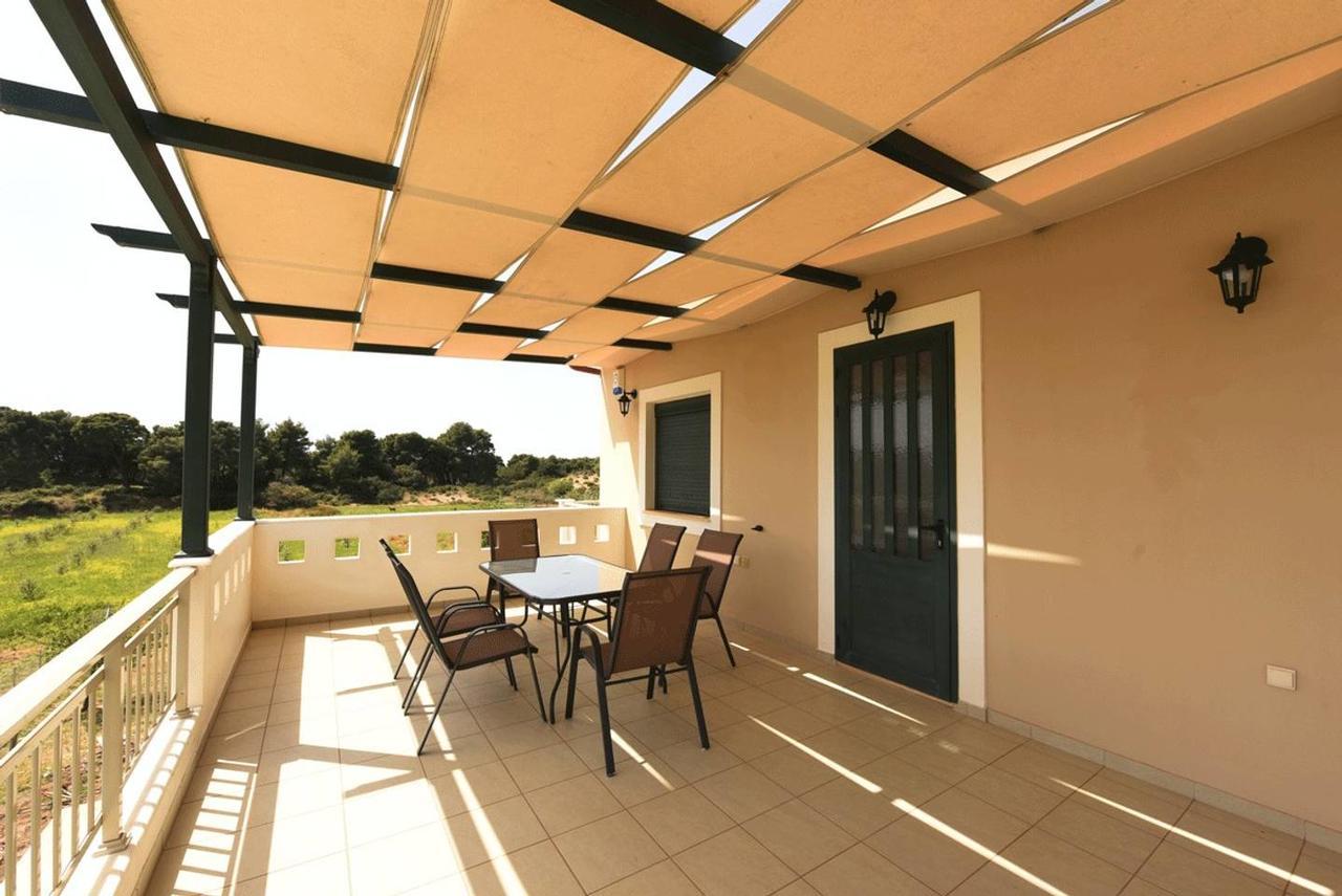 Panelma Villa Tranquil Coastal Retreat In Zacharo Tholon Eksteriør billede